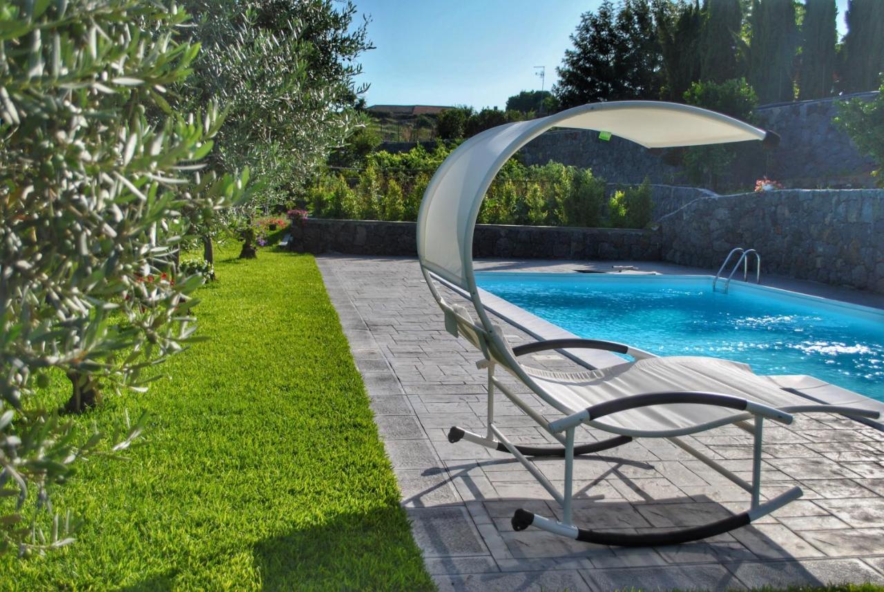 Villa Dedalisa By Holidayngo Acireale Exterior foto