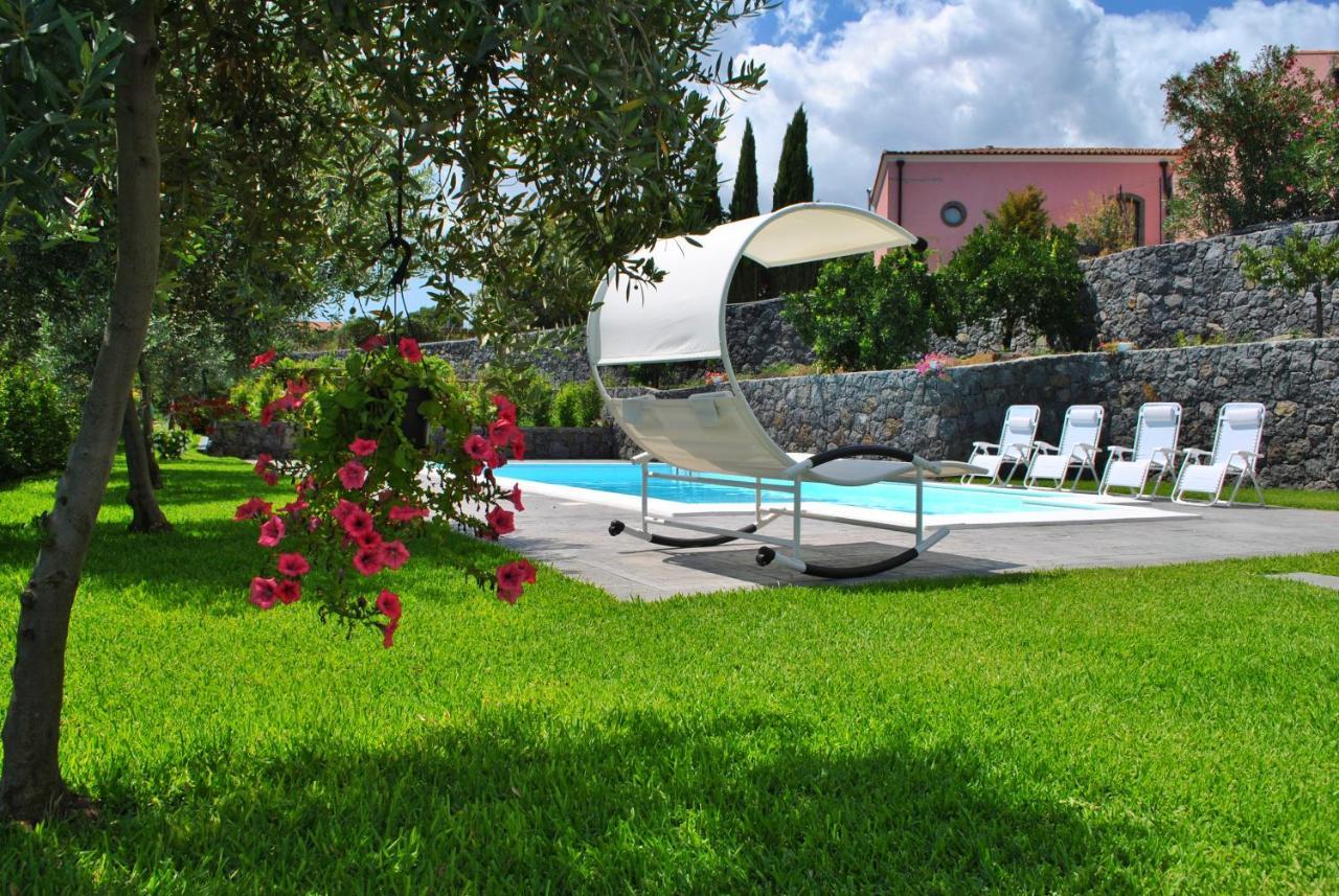 Villa Dedalisa By Holidayngo Acireale Exterior foto